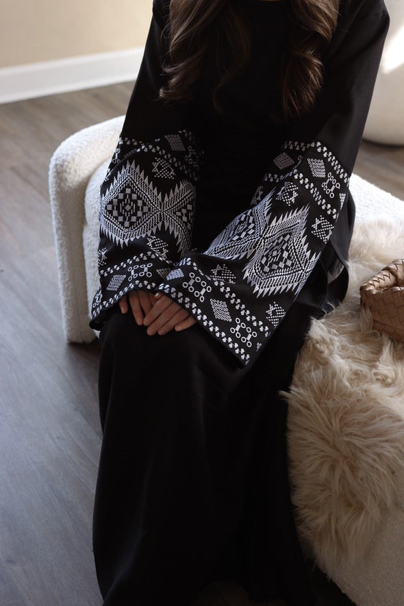 Sumaya Abaya